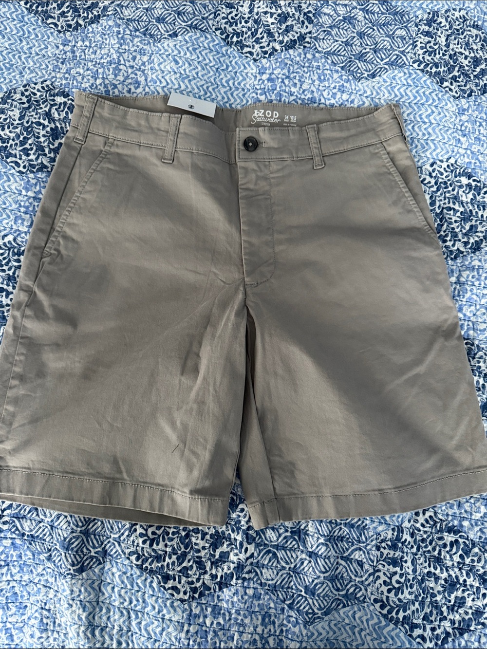 IZOD Men’s Classic Gray Chino Shorts 34 x 9.5